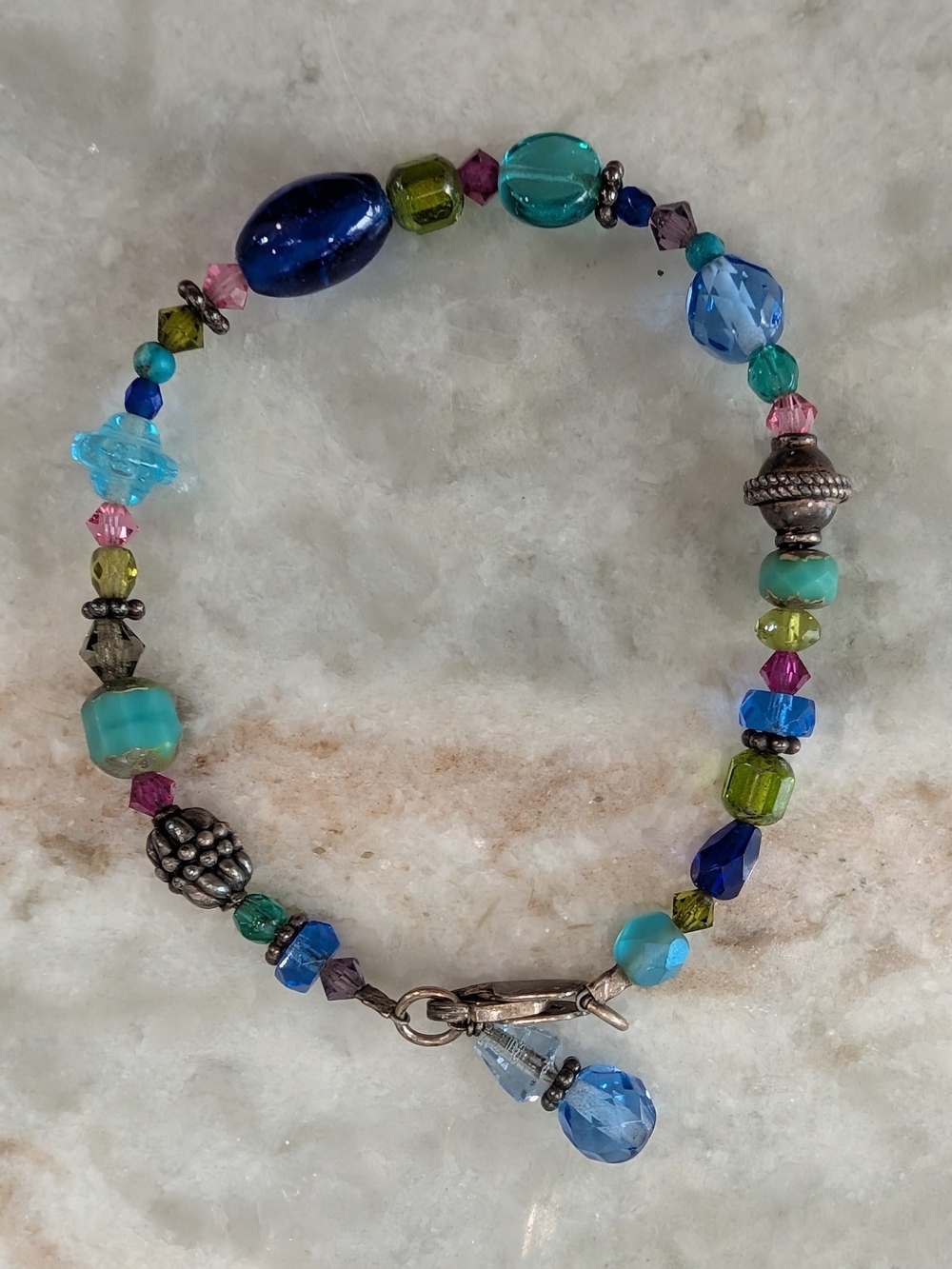 Beaded Multicolor Bracelet 8"